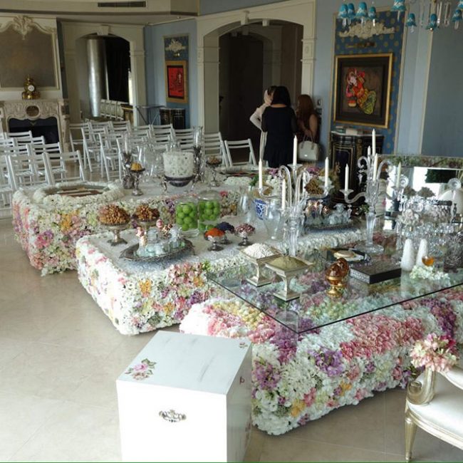 Wedding Hall Table Decoration with Flowers